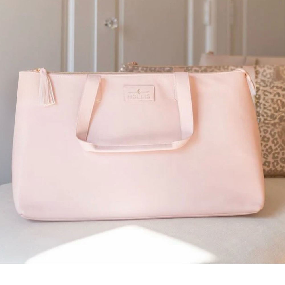 NWT Hollis Slumber Party Overnight Tote Bag, Original Matte Blush